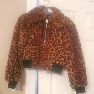 Cropped faux fur jacket Urban Outfitters small